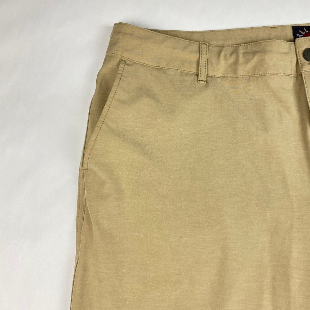 Faherty All Day Shorts Men's Size 40 - Tan - Performance - Picture 4 of 15